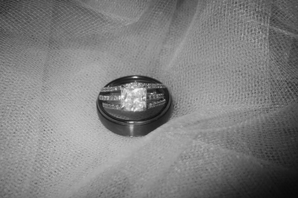 Oval Engagement Rings: A Classic Shape with Modern Appeal